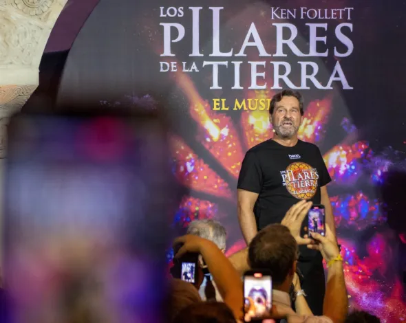 Pilares