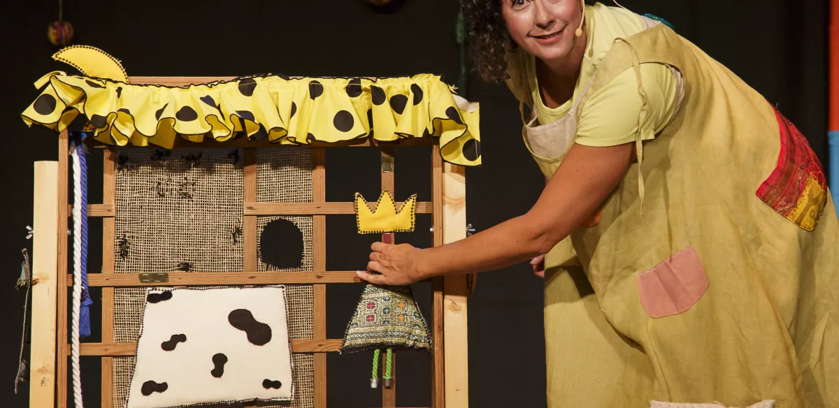 eatro Musical: Retahilando. Eugenia Manzanera. Domingo 12 de noviembre