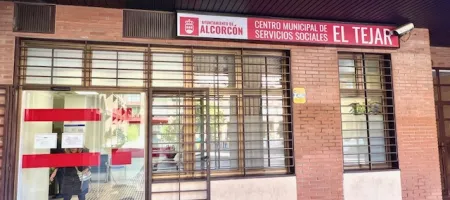 Imagen fachada CCSS Tejar