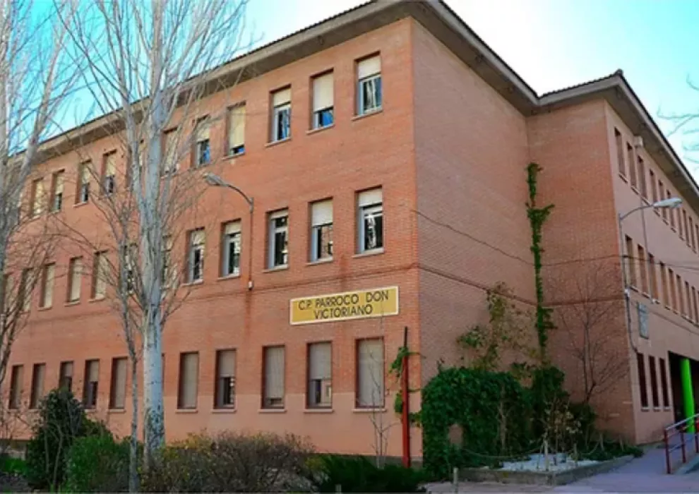 Parroco con Victoriano School of Infant and Primary Education